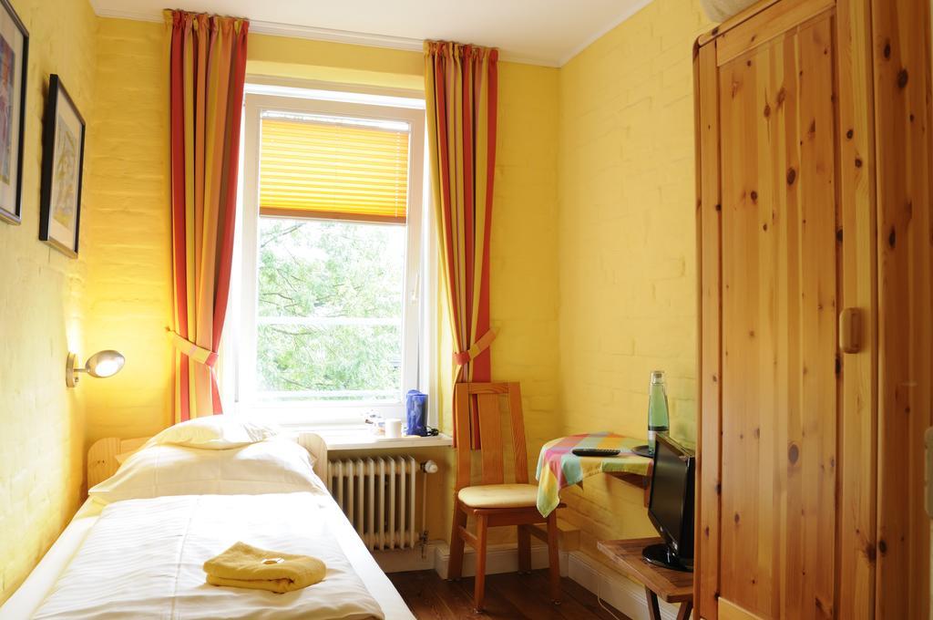 Hotel Zur Alten Stadtmauer Lubeck Bilik gambar