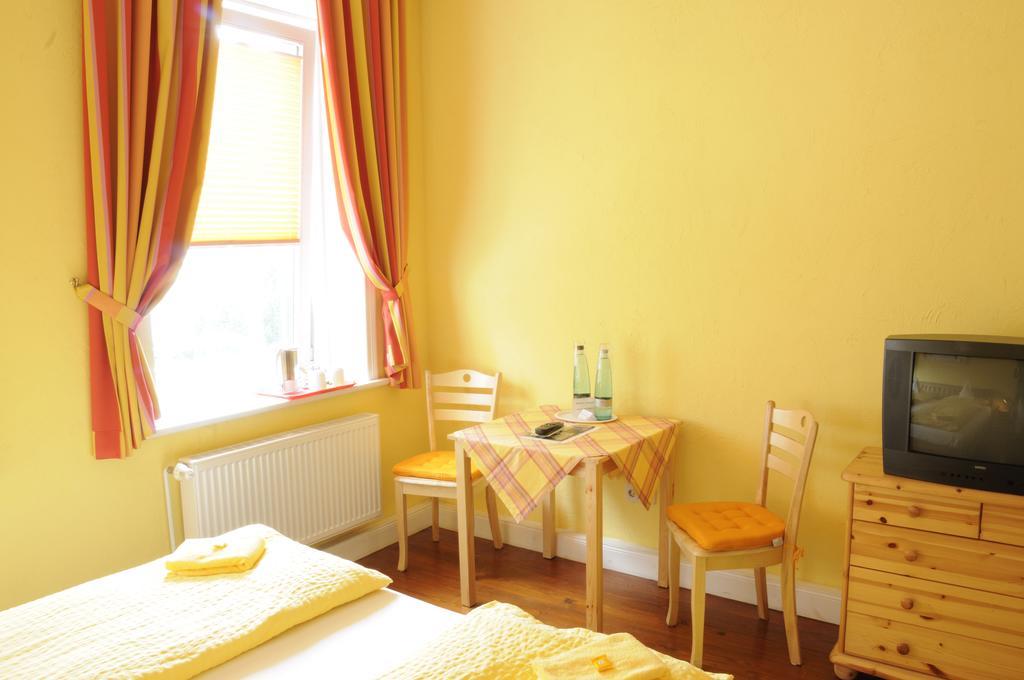 Hotel Zur Alten Stadtmauer Lubeck Bilik gambar