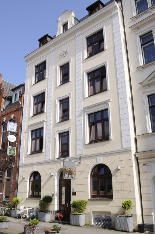 Hotel Zur Alten Stadtmauer Lubeck Luaran gambar